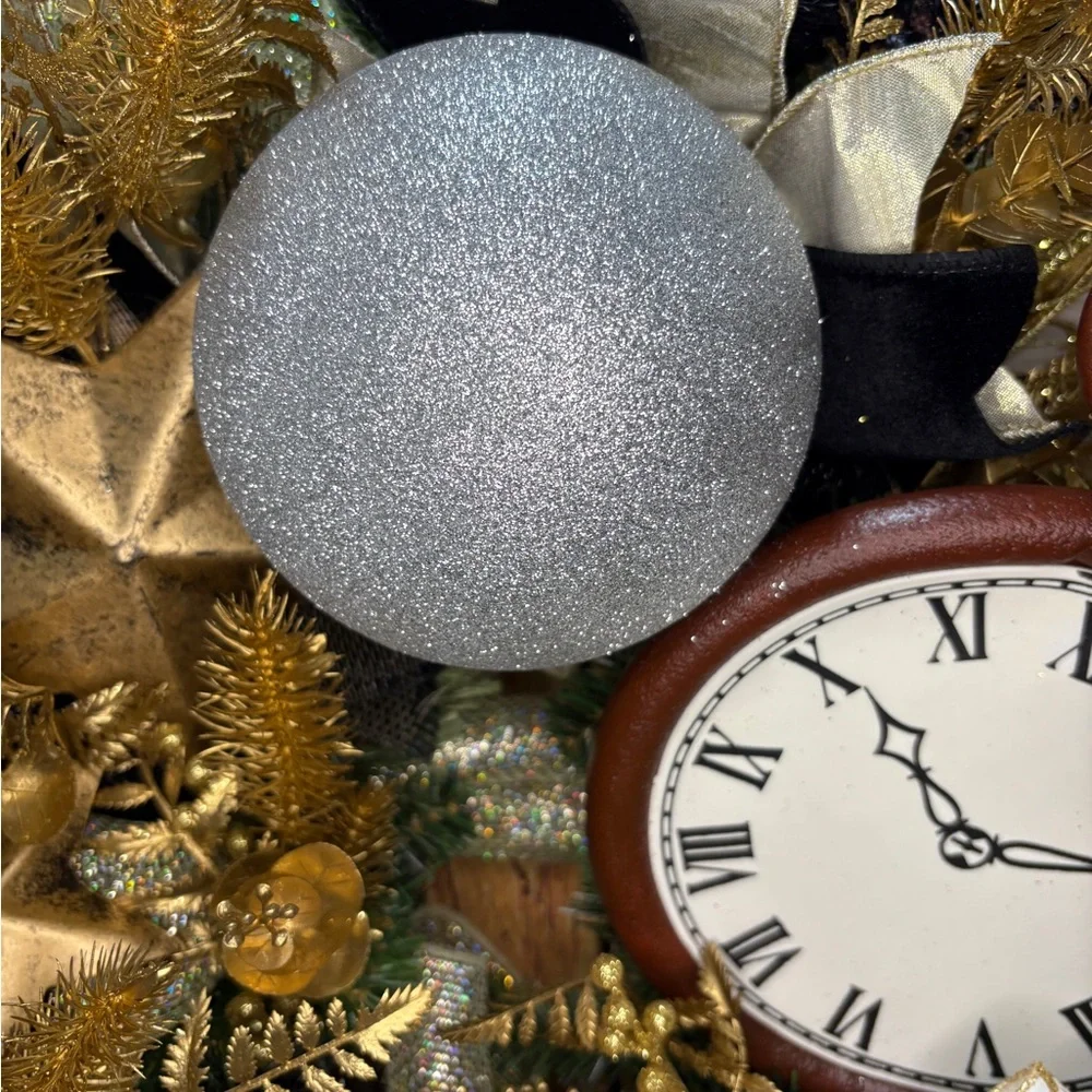 Elegant Gold and Silver Holiday Wreath with Clock